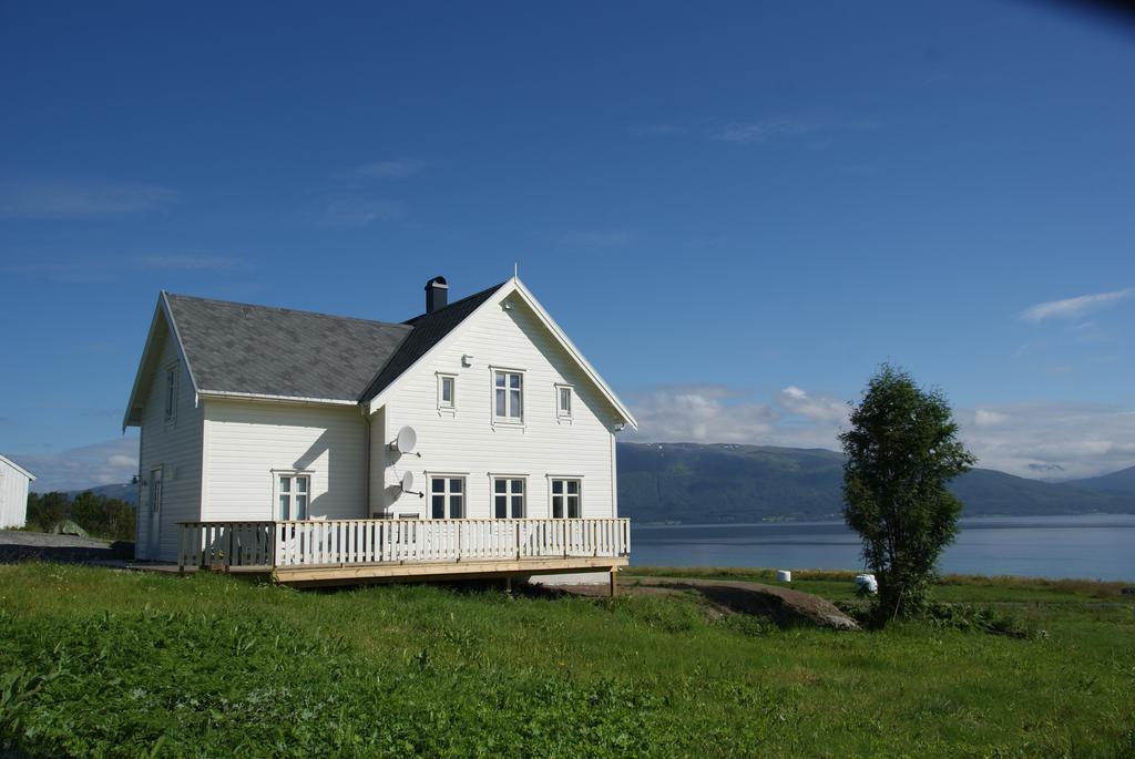 Larseng Kystferie Villa Exterior photo